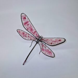 Szitakötő kerti üvegszobor pink